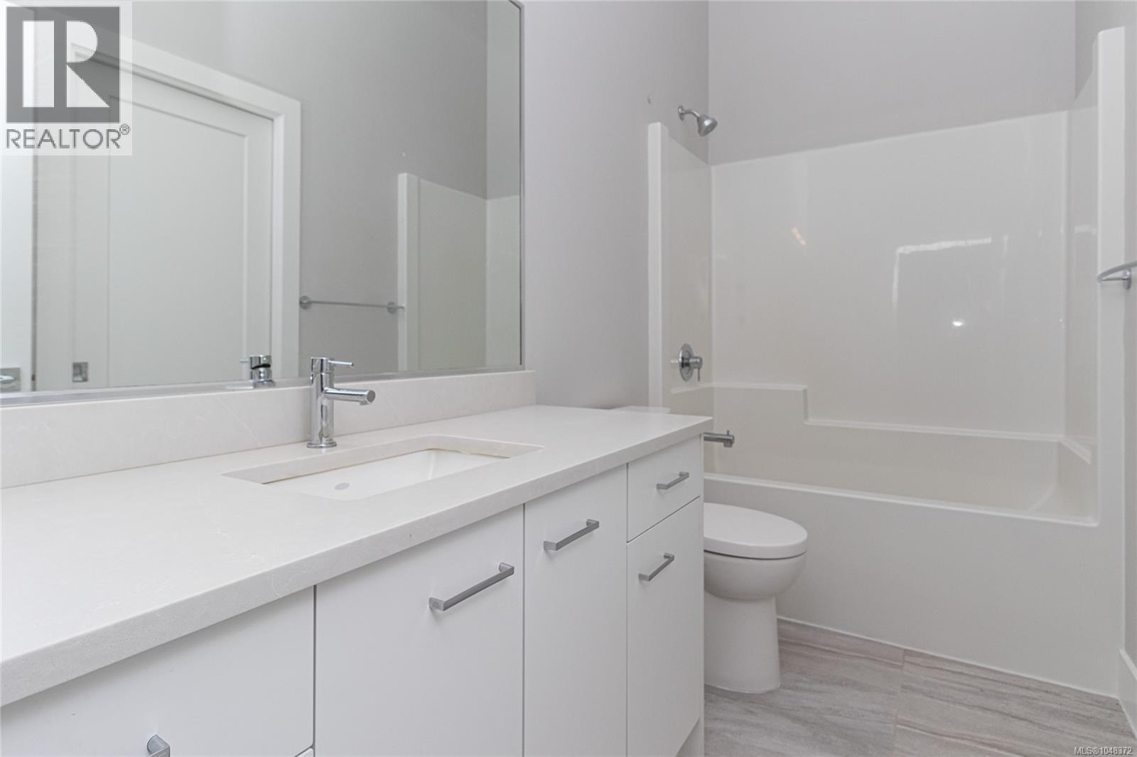  2716 Celestial Court, Langford