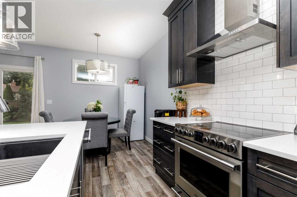 Listing photo – 3541 44 Avenue, Red Deer