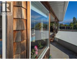 585 1st St, Sointula, BC V0N3E0 Photo 35