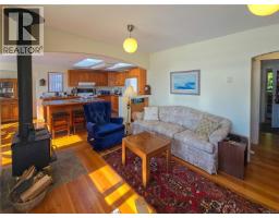 585 1st St, Sointula, BC V0N3E0 Photo 46