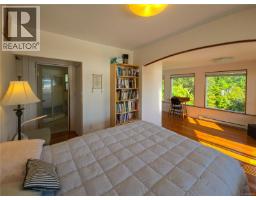 585 1st St, Sointula, BC V0N3E0 Photo 25