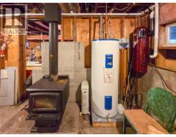 585 1st St, Sointula, BC V0N3E0 Photo 96