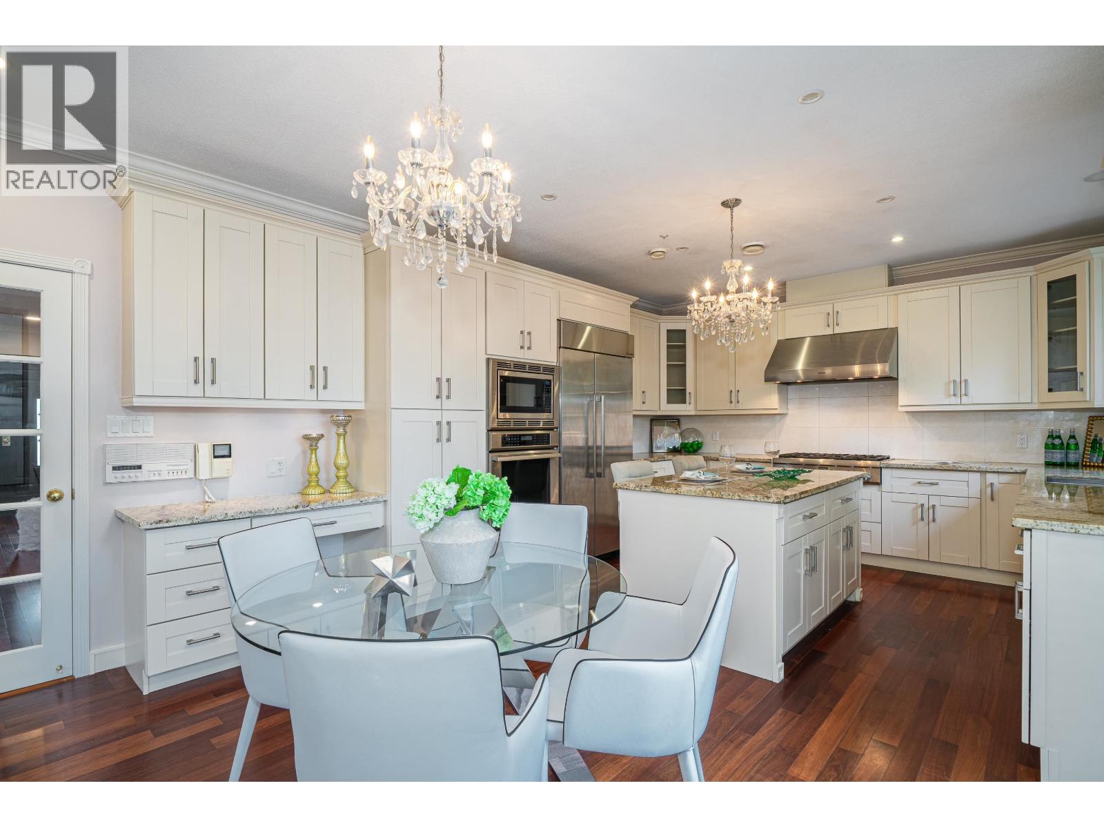6 Bed, 5 Bath House for Sale in Vancouver – 4255 W 15TH AVENUE, Vancouver – MLS# R3160351 - Image 13