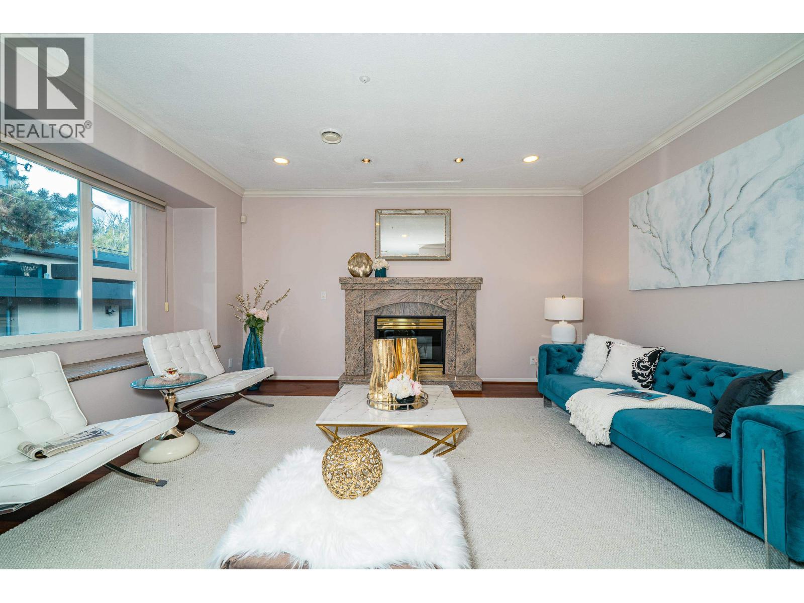 6 Bed, 5 Bath House for Sale in Vancouver – 4255 W 15TH AVENUE, Vancouver – MLS# R3160351 - Image 10