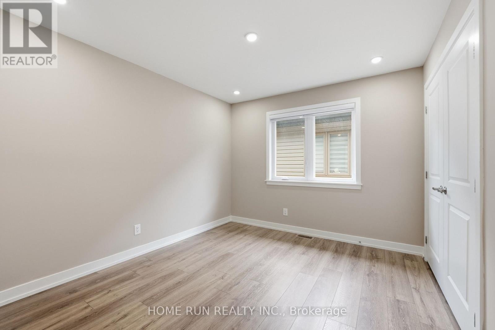 912 DUXBURY LANE - Image 30