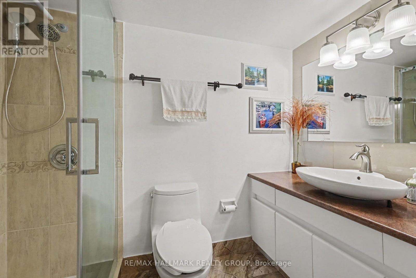 #805 545 ST LAURENT BOULEVARD - Image 24