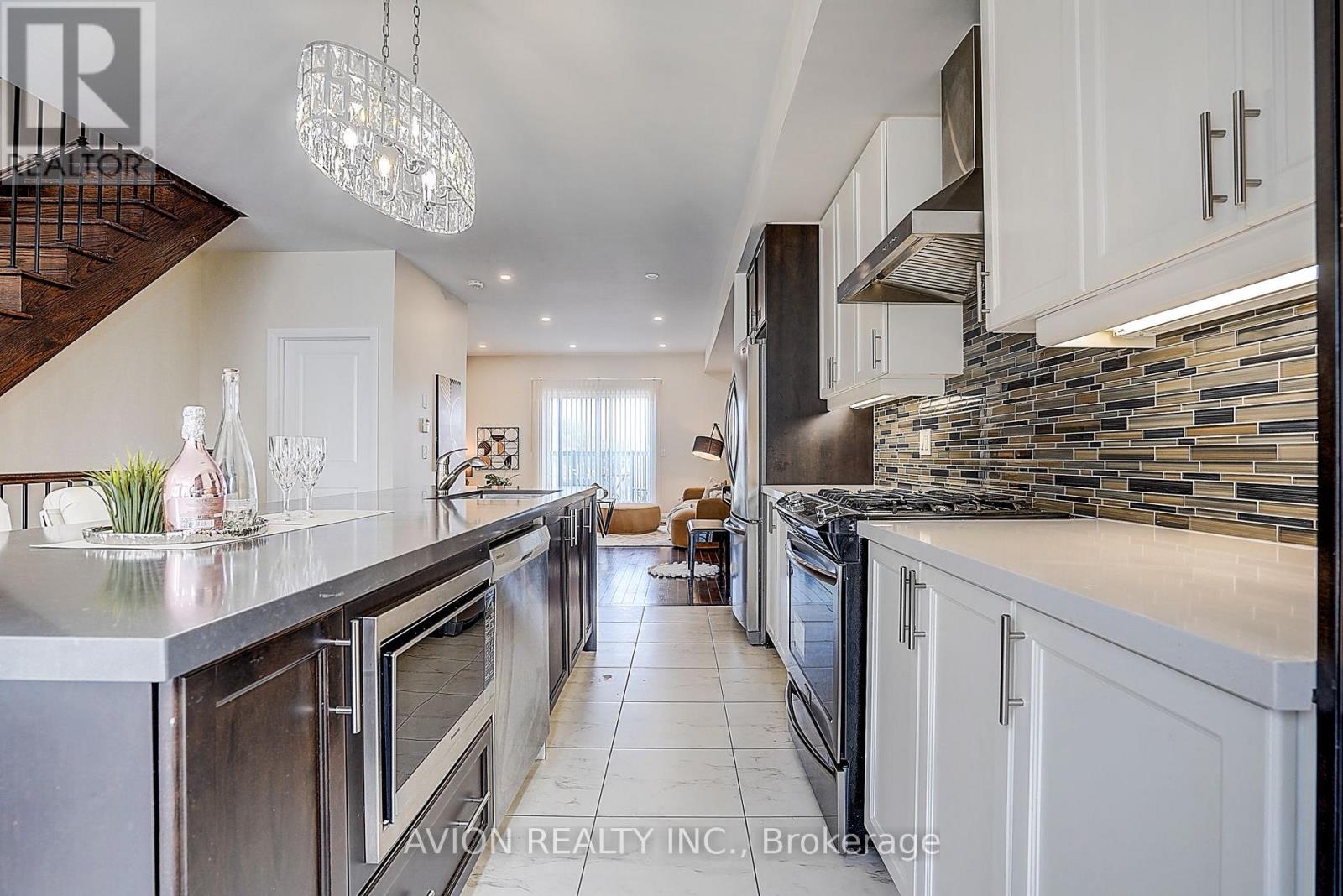 32 MCGURRAN LANE - 19