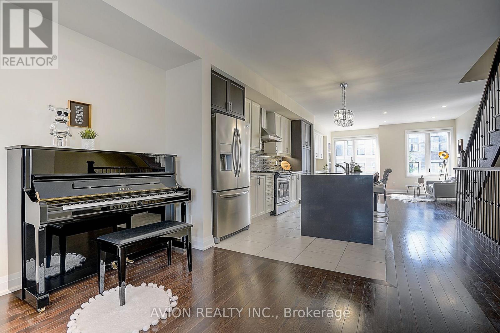 32 MCGURRAN LANE - 22