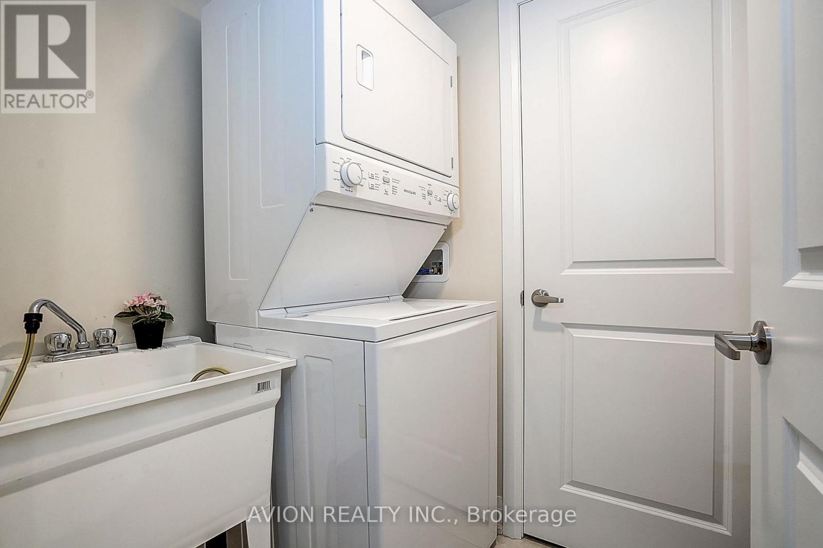 32 MCGURRAN LANE - 48