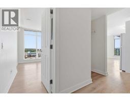713, 30 Brentwood Common NW - photo 18