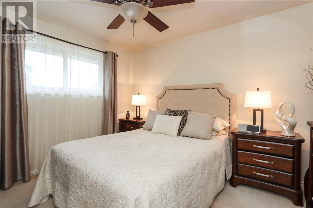1271 Woodbine Avenue - 10