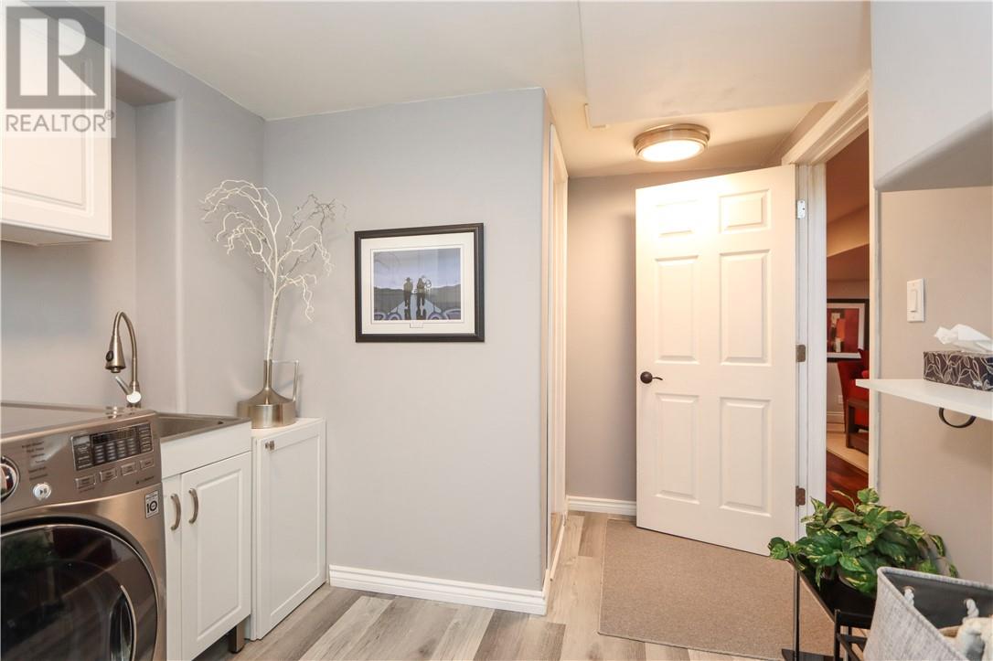 1271 Woodbine Avenue - Image 19
