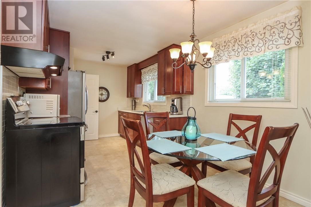 1271 Woodbine Avenue - 5