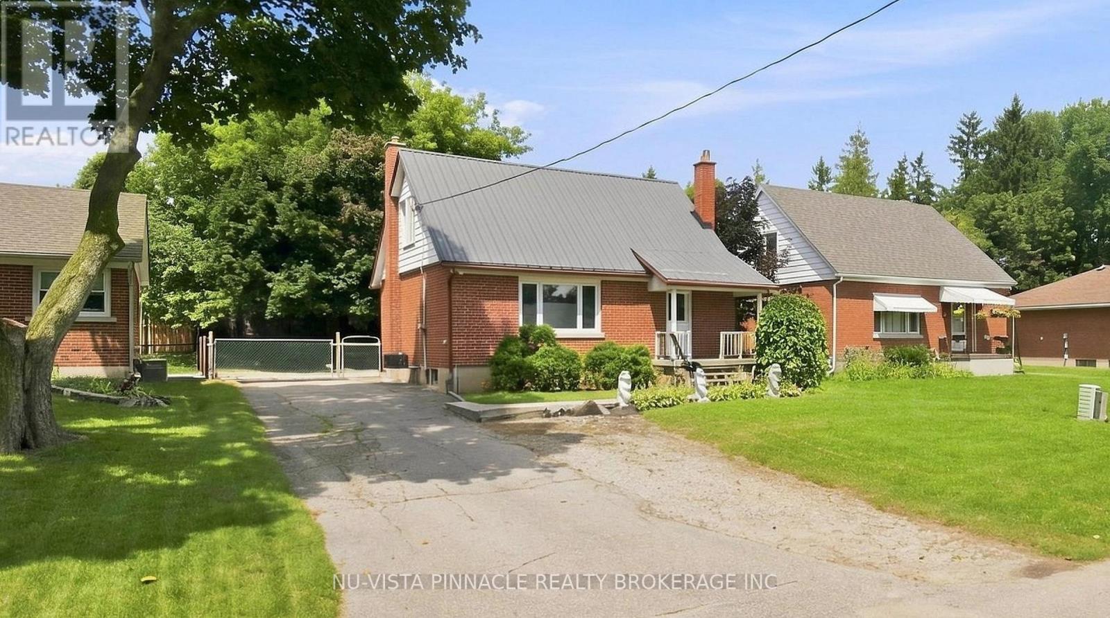 442 GRANDVIEW AVENUE — photo 2