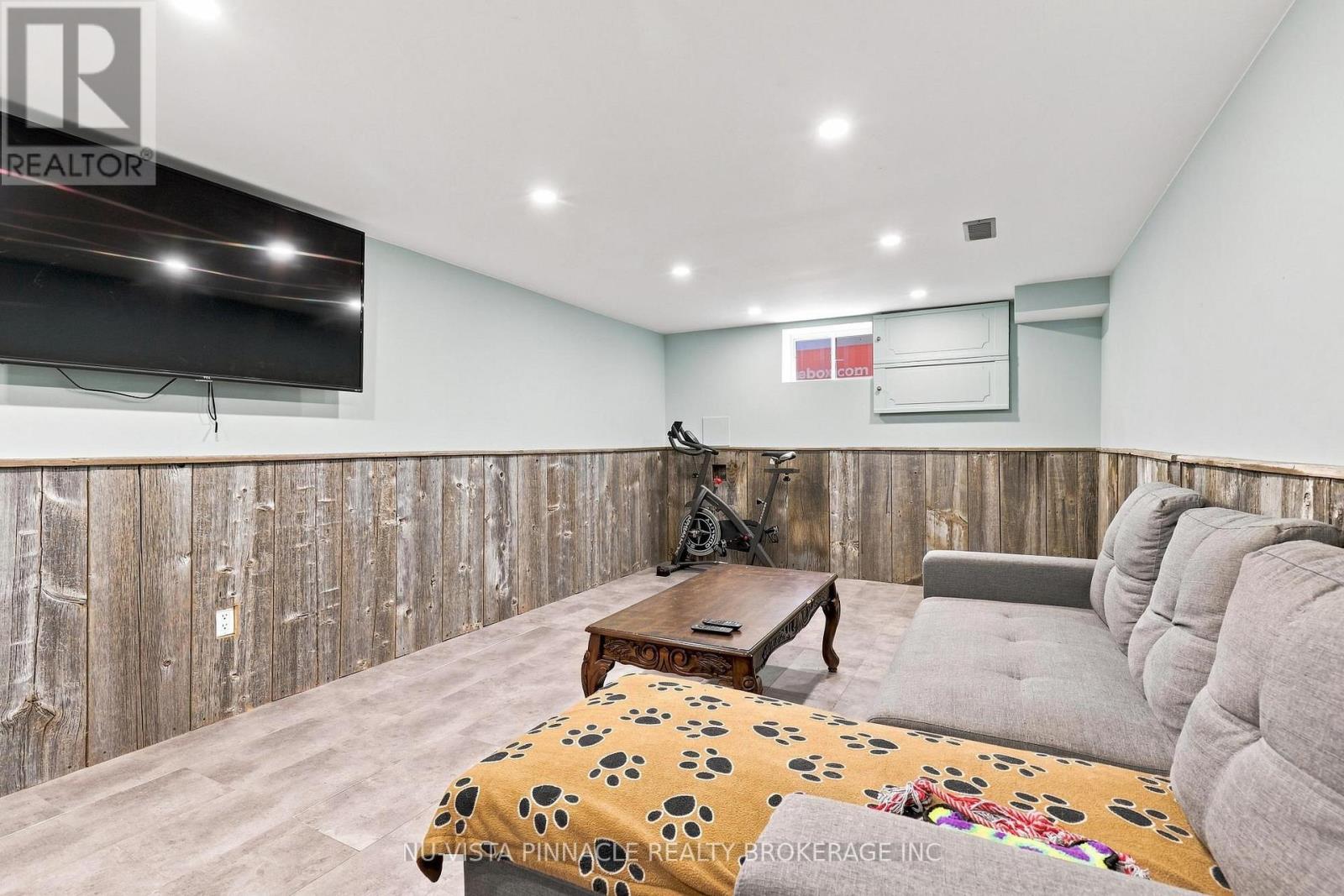 442 GRANDVIEW AVENUE - Image 26