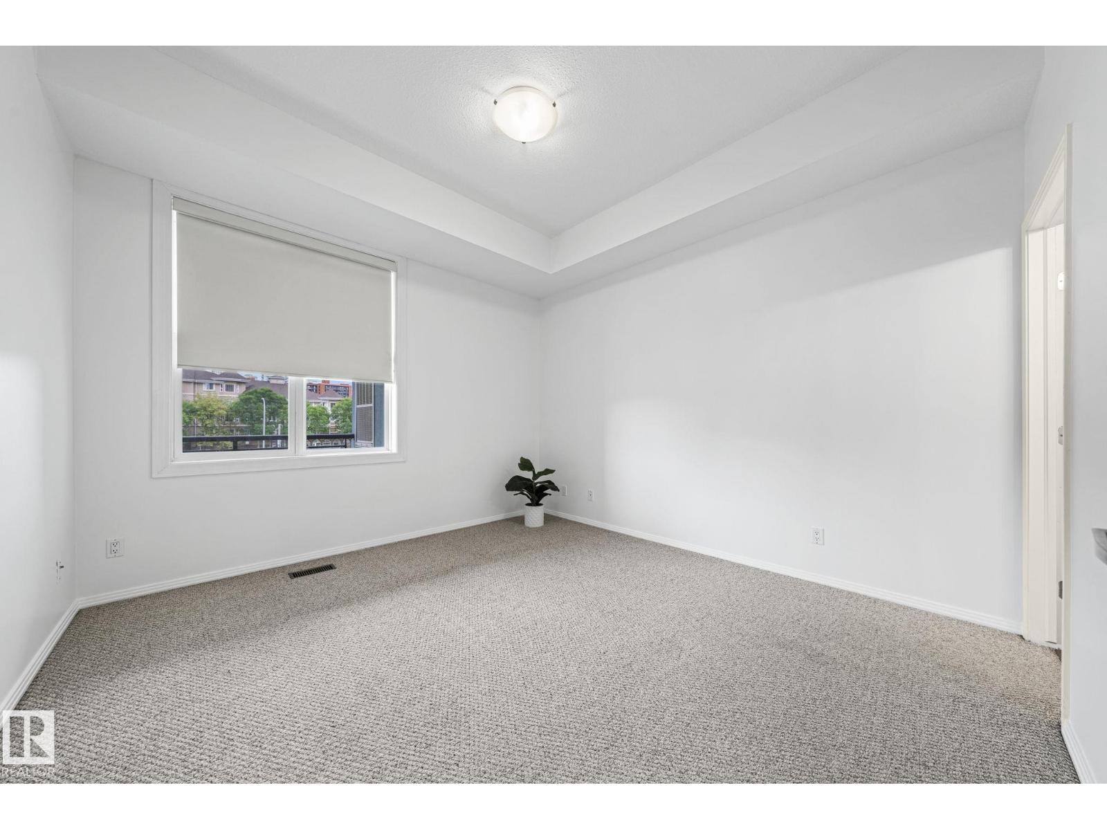 #308 10147 112 ST NW - 18