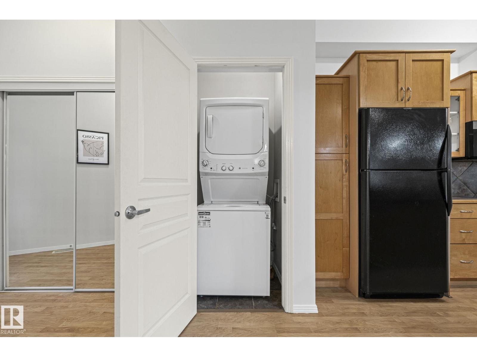 #308 10147 112 ST NW - 34