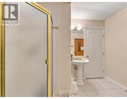 3262 W 12th Avenue, Vancouver, BC V6K2R9 Photo 32