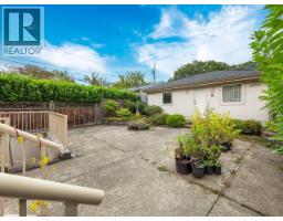 3262 W 12th Avenue, Vancouver, BC V6K2R9 Photo 37