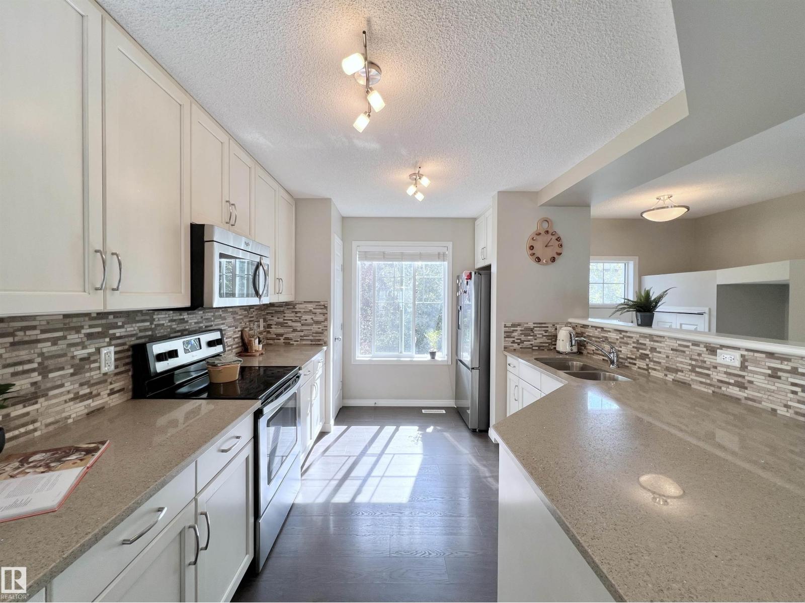 #35 7385 EDGEMONT WY NW - 9