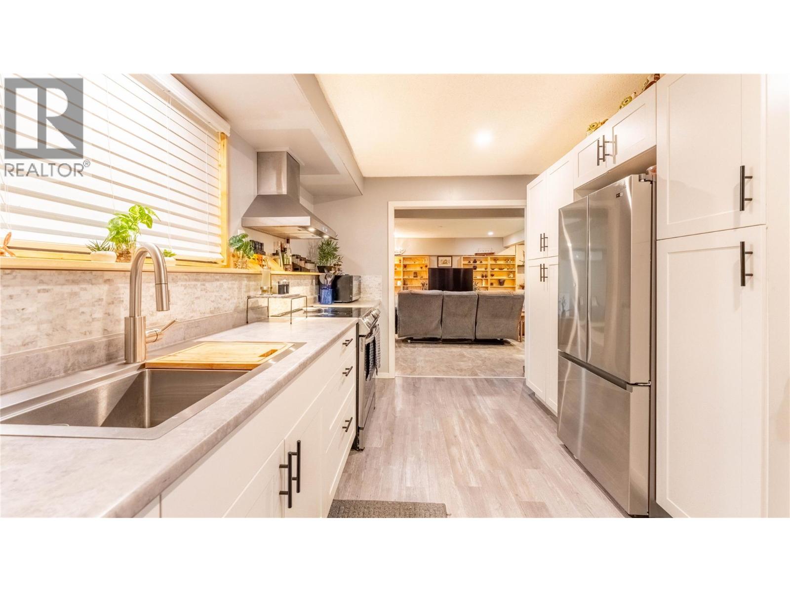 510 ERICKSON Road - 30