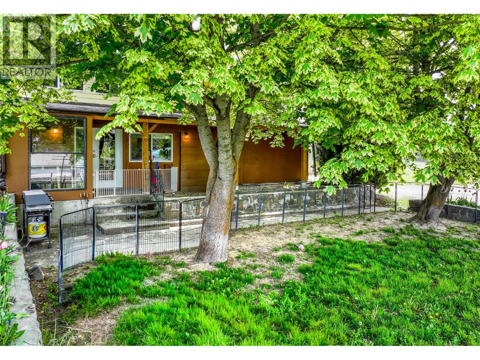 510 ERICKSON Road - 55