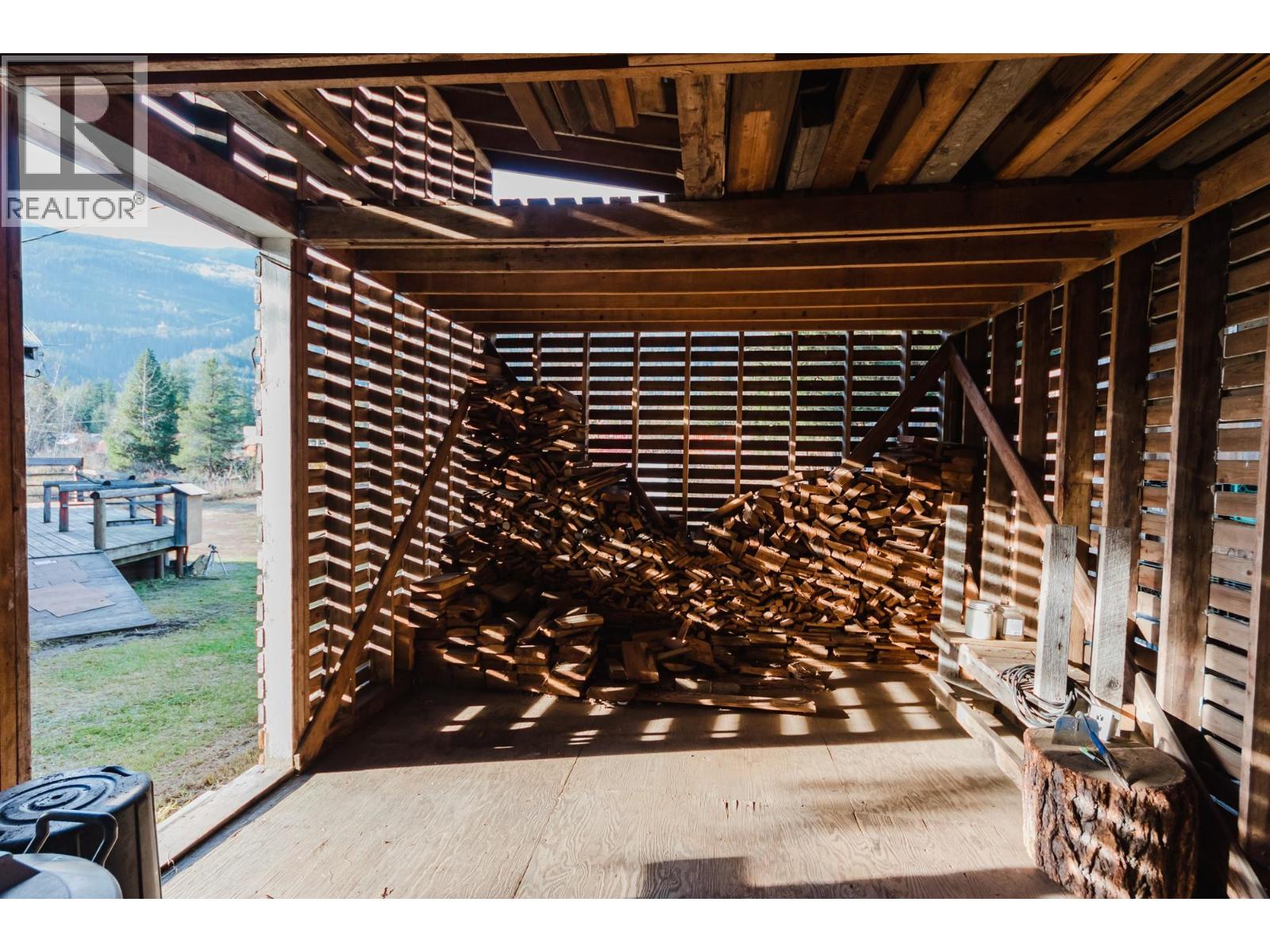 3974 Malakwa Station Road - 24