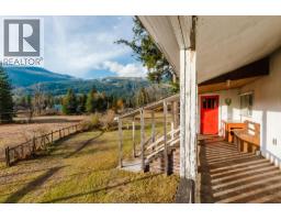 3974 Malakwa Station Road, Malakwa, BC V0E2J0 Photo 27