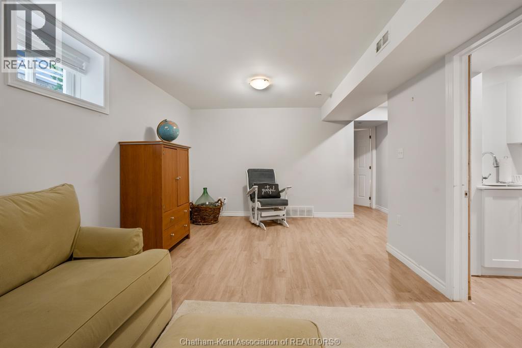 34 Queensway DRIVE - Image 34