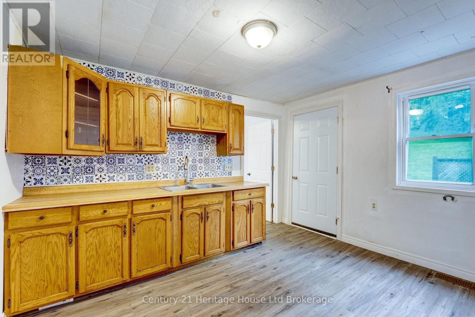 217-219 MERRITT STREET - Image 14