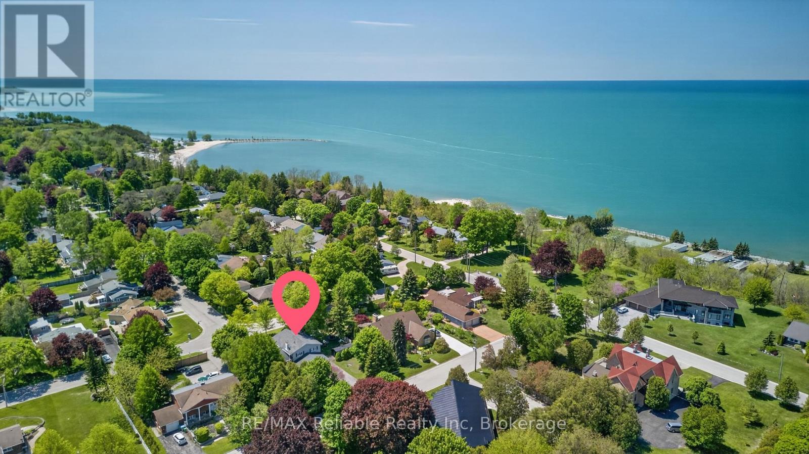 248 Britannia Road West, Goderich (Goderich (Town)), Ontario, N7A2B9, Goderich (Goderich (Town)), Ontario — photo 2 of 5