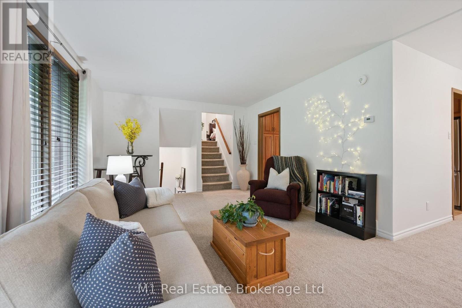 610 ST DAVID STREET S - Image 8