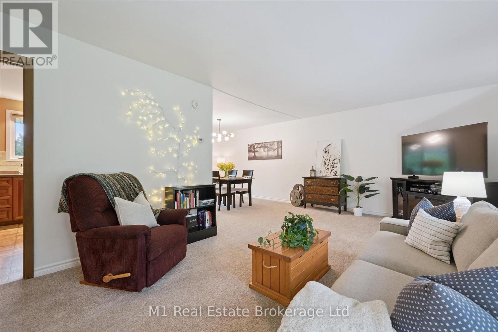 610 ST DAVID STREET S - 9