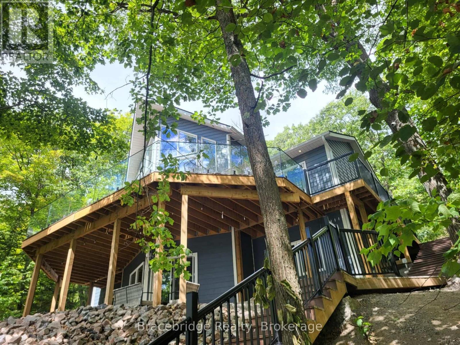 34 MARTIN LANE - 2