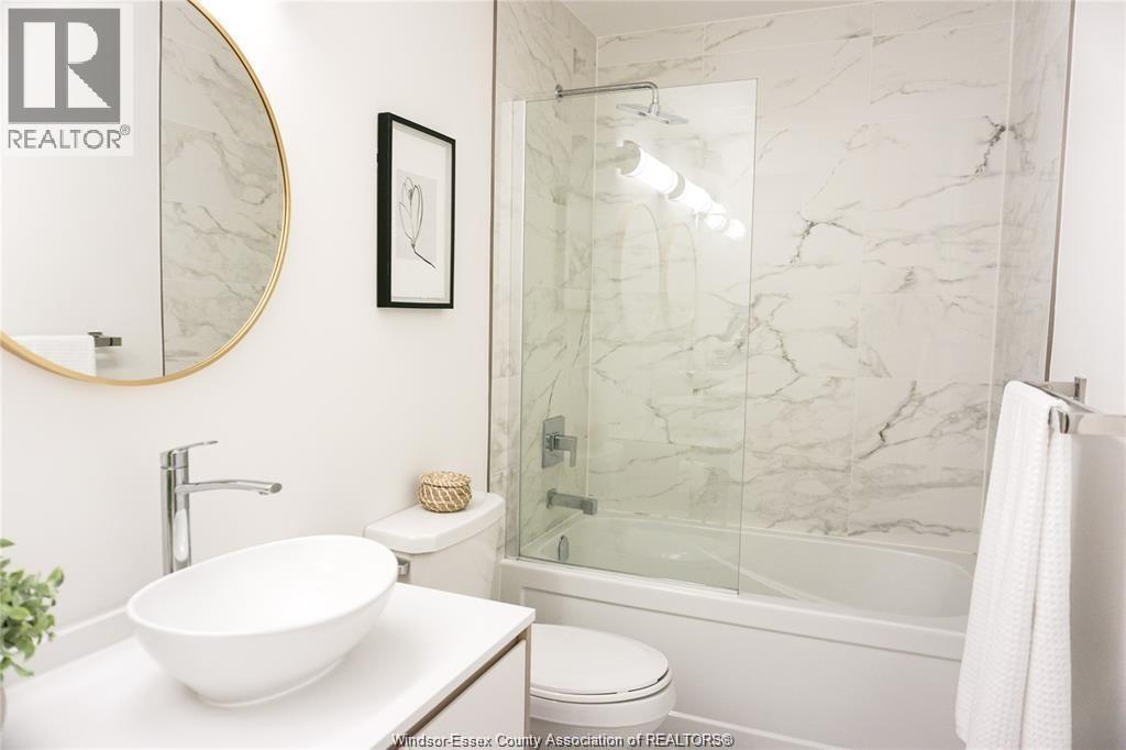 4400 Laurier Parkway — photo 13