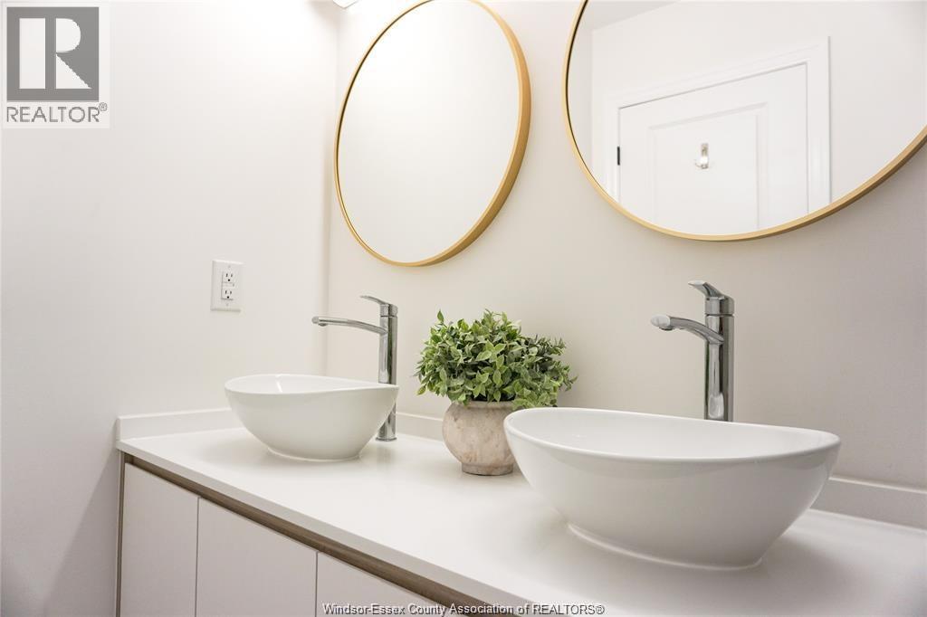 4400 Laurier Parkway — photo 12