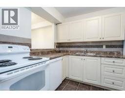18 Holborn Court Unit# 409, Kitchener, ON N2A4A1 Photo 14