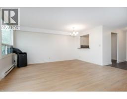 Living room - 18 Holborn Court Unit# 409, Kitchener, ON N2A4A1 Photo 9