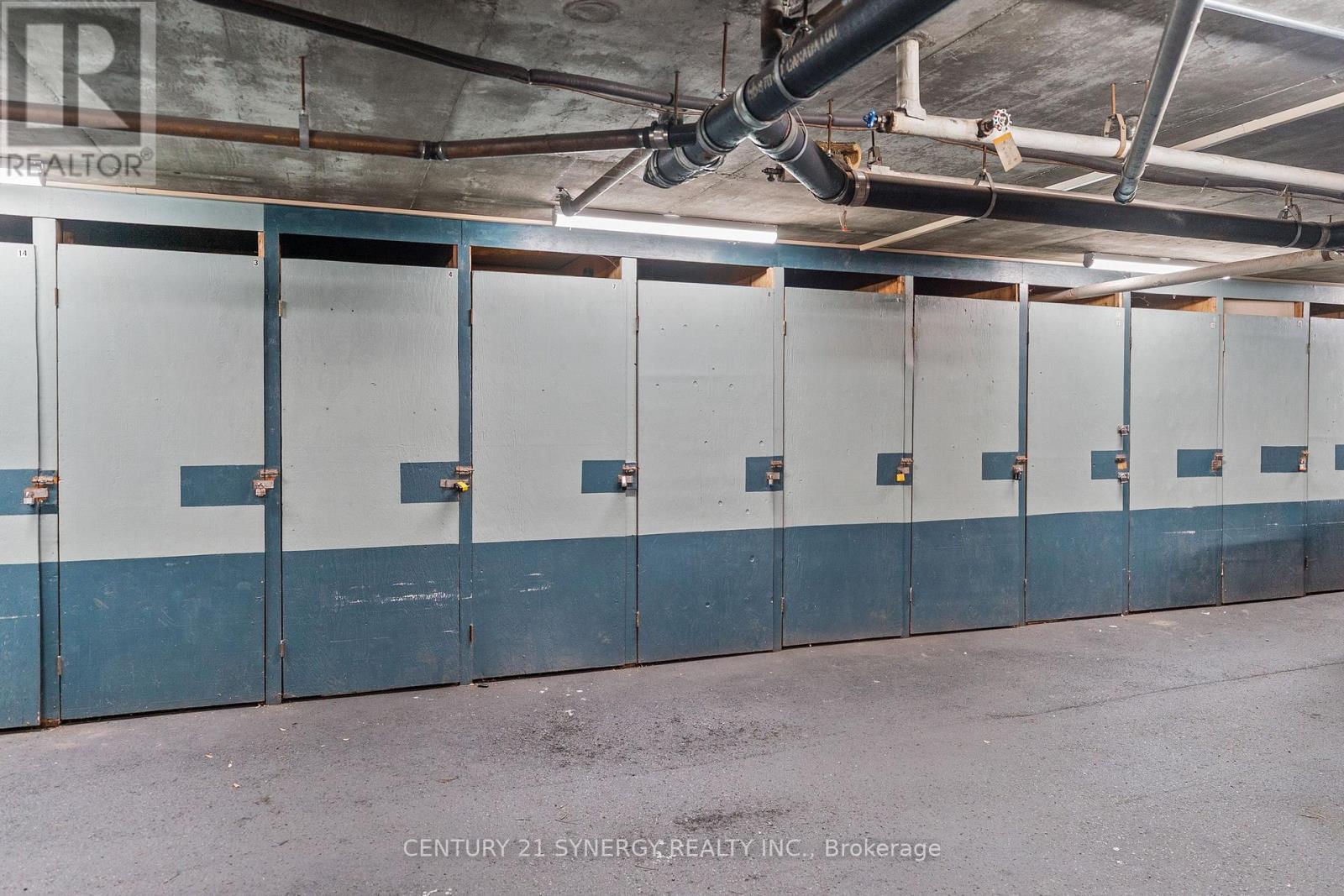 #5 2 COLUMBUS AVENUE - Image 16