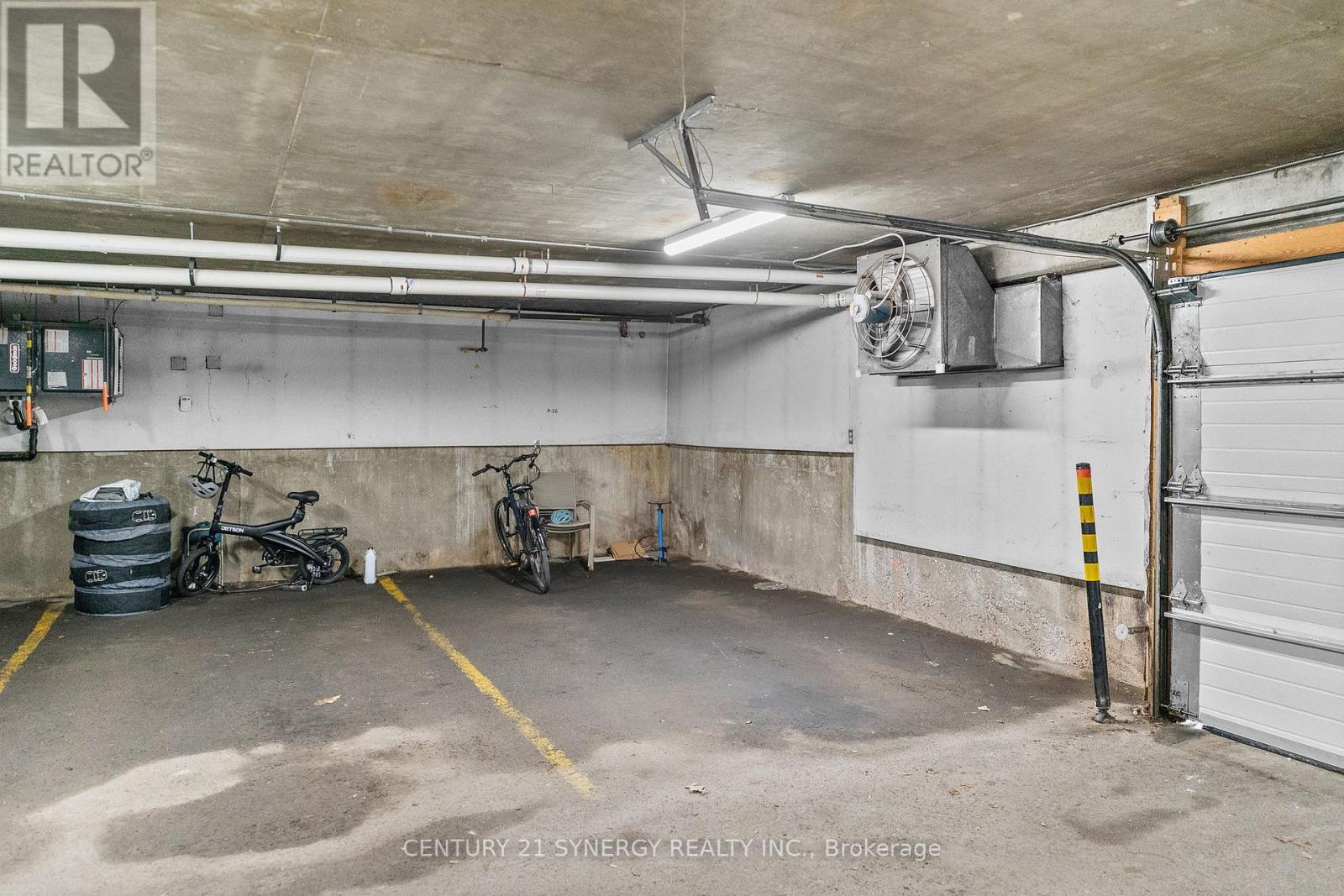 #5 2 COLUMBUS AVENUE - Image 17