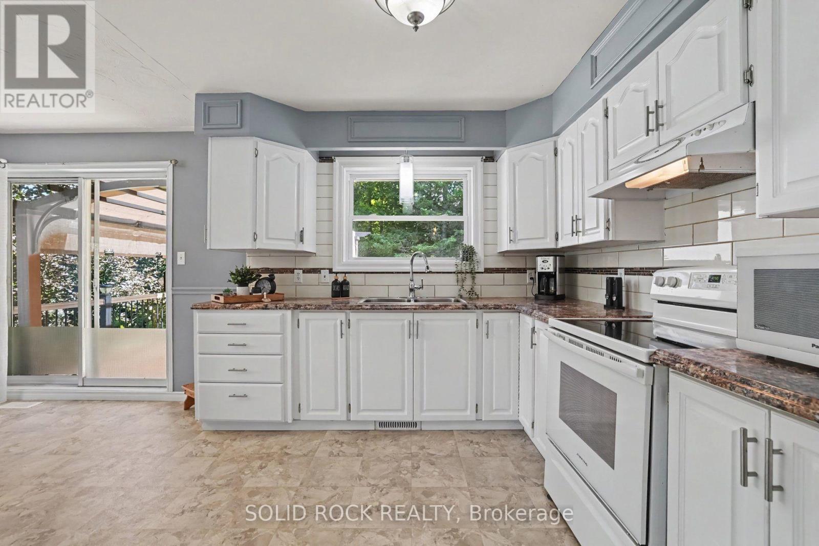 263 MAPLE BEND ROAD - Image 20