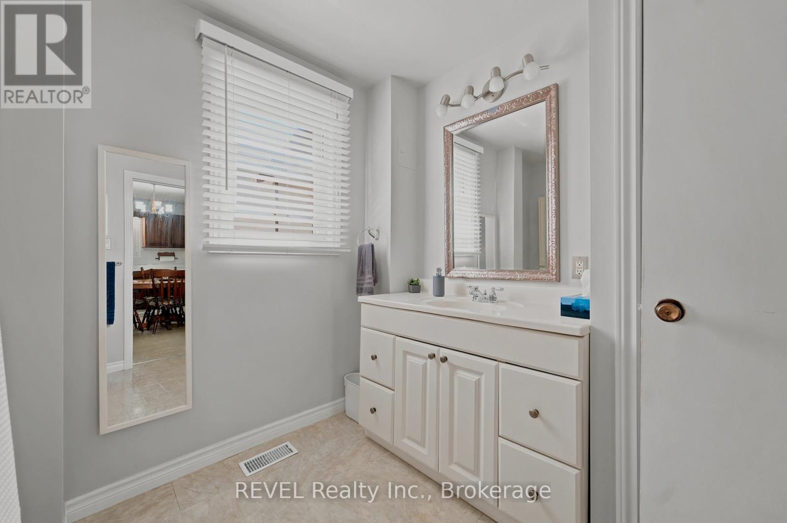 92 SAINT ARNAUD STREET - Image 15