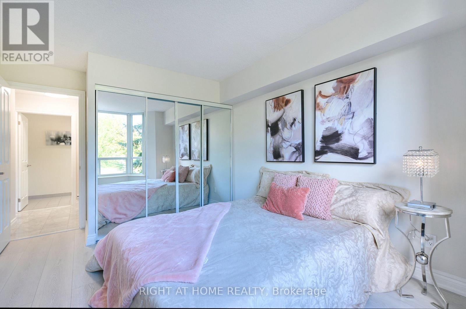 #215 3181 BAYVIEW AVENUE - Image 17