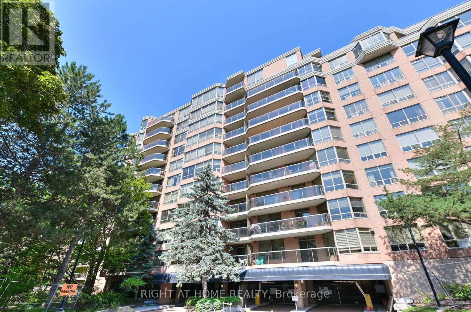 #215 3181 BAYVIEW AVENUE - 2