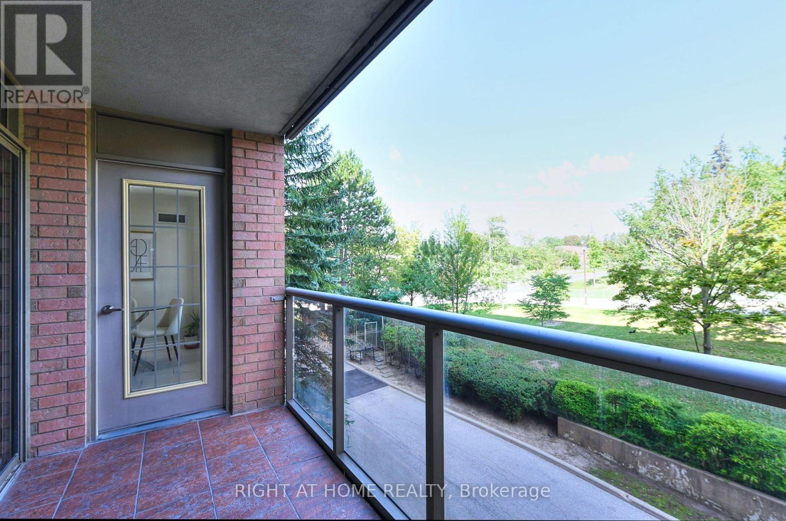 #215 3181 BAYVIEW AVENUE - 22