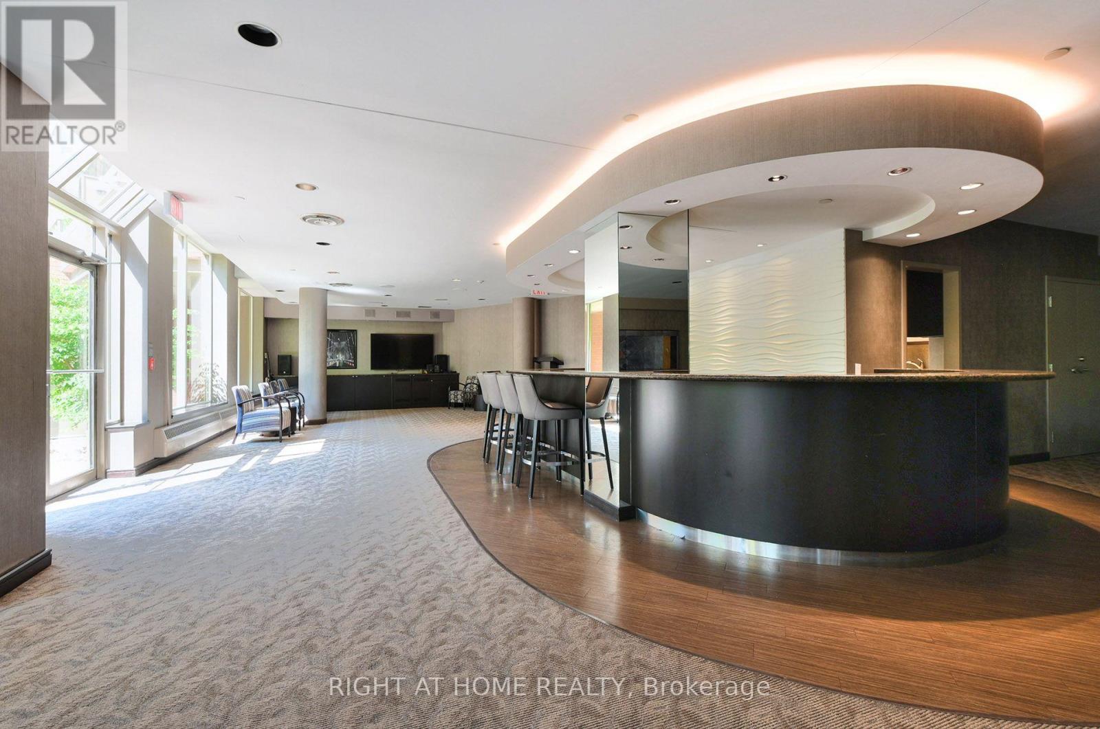 #215 3181 BAYVIEW AVENUE - Image 25