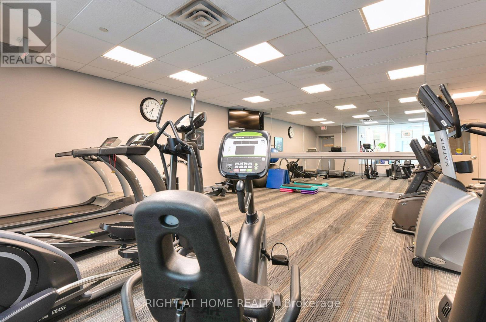 #215 3181 BAYVIEW AVENUE - 29