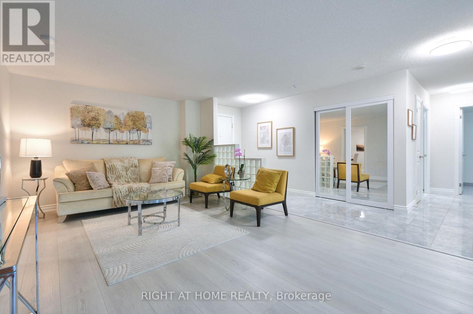 #215 3181 BAYVIEW AVENUE - 5