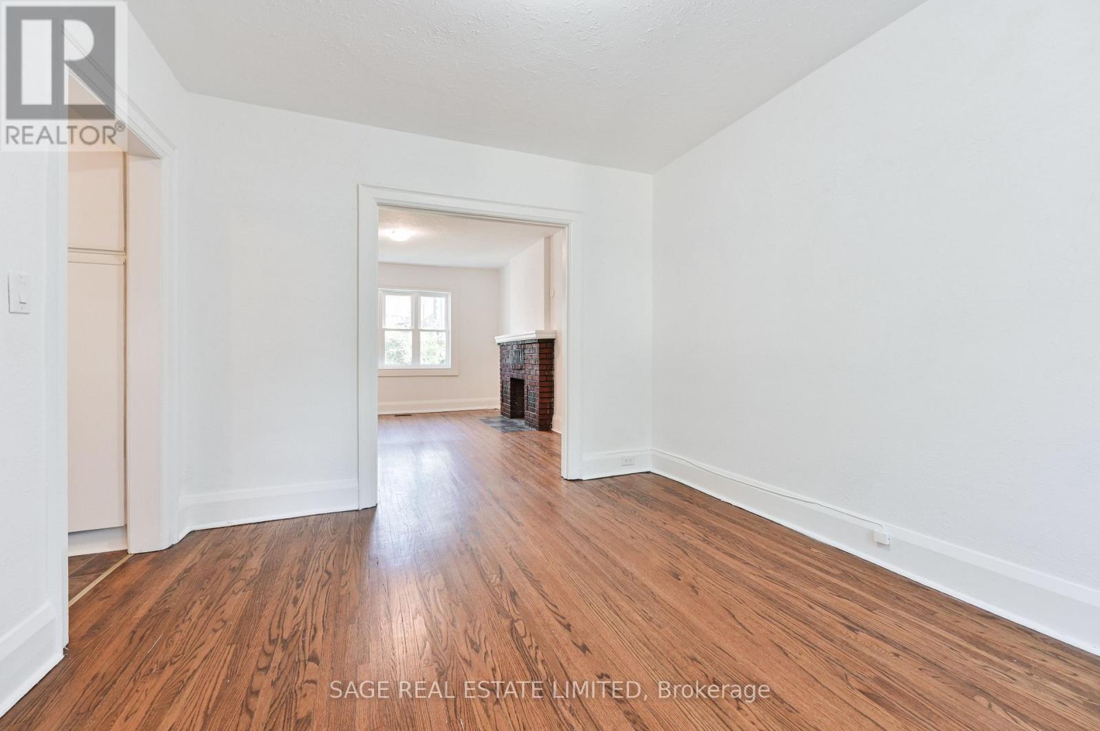 152 MANOR ROAD E - Image 7