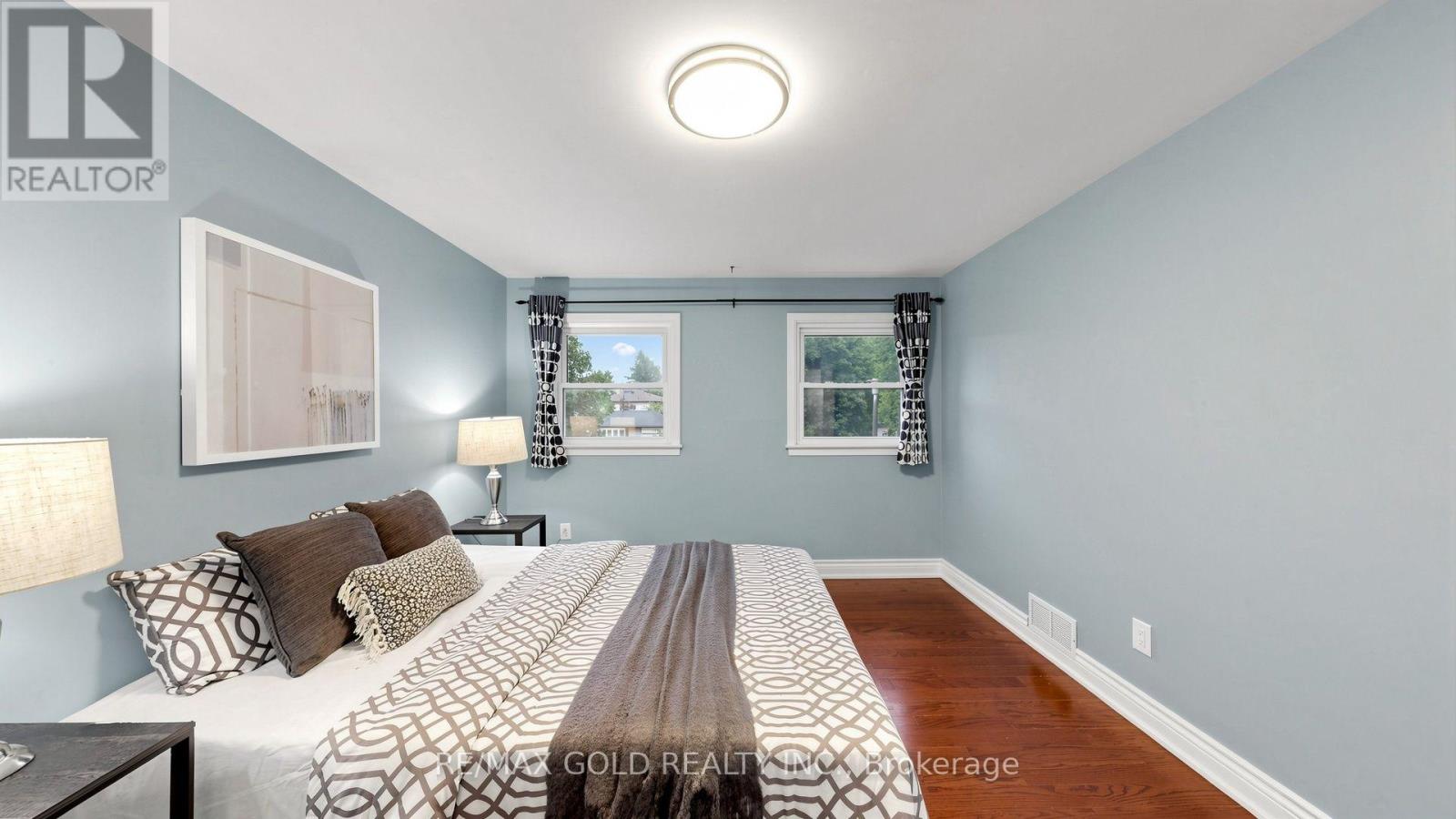 146 OAKMEADOW BOULEVARD - 27